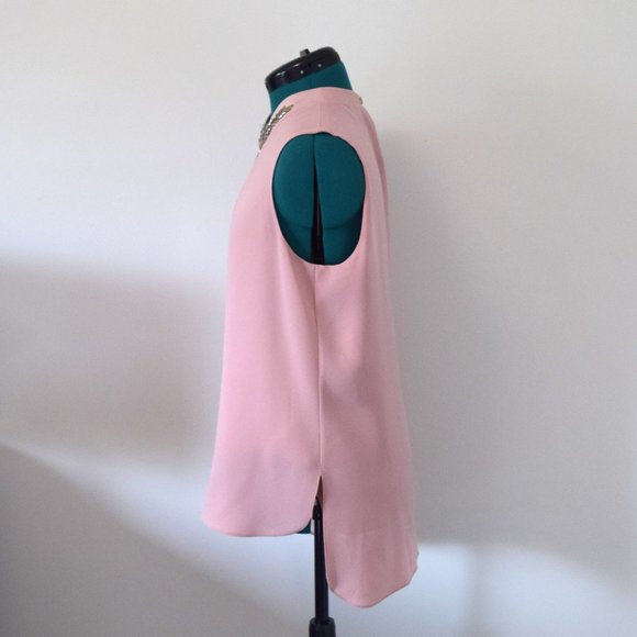 BCBG MAXAZRIA Pink Sleeveless Front Triangular Cut Out Blouse - Picture 4 of 10